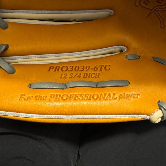 Rawlings 12 3/4 Authentic Major league Baseball Glove. Finger Shift Model - Picture 6 of 7